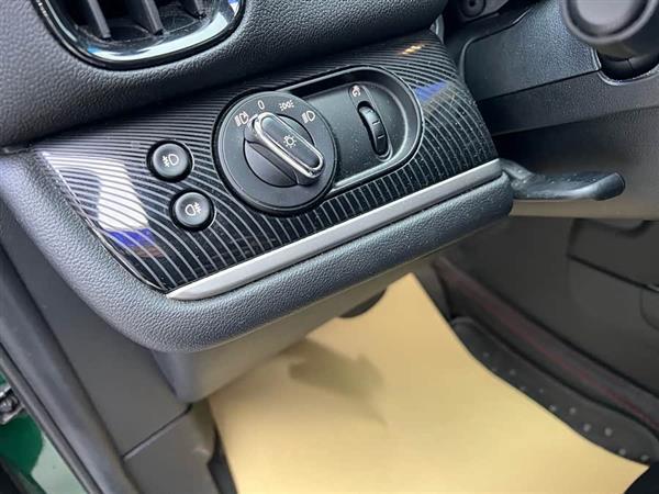 MINI COUNTRYMAN 2020款 1.5T COOPER 鉴赏家