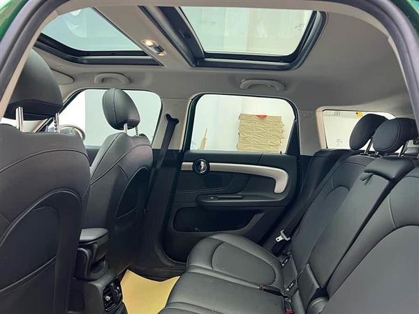 MINI COUNTRYMAN 2020款 1.5T COOPER 鉴赏家