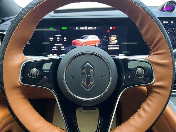 问界M9 2024款 增程 Ultra版 52kWh 6座版