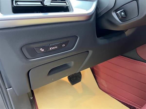 宝马X5 2023款 xDrive 30Li 尊享型M运动套装