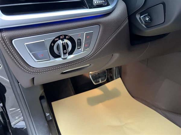 宝马7系 2019款 改款 740Li 领先型 M运动套装