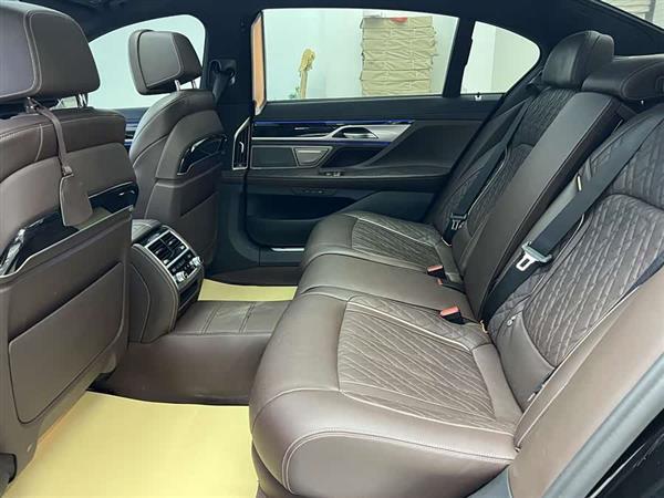 宝马7系 2019款 改款 740Li 领先型 M运动套装