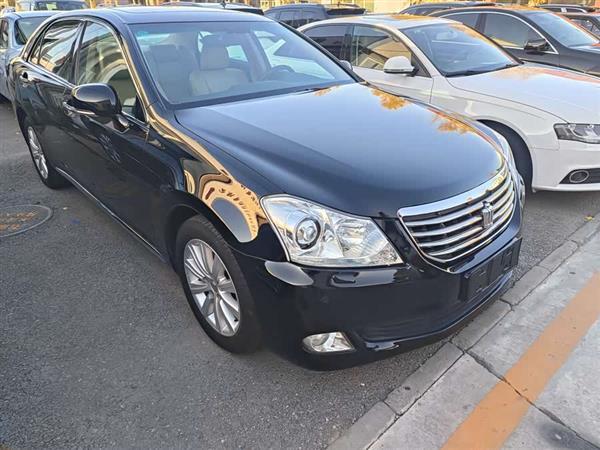 皇冠 2010款 2.5L Royal 真皮天窗版