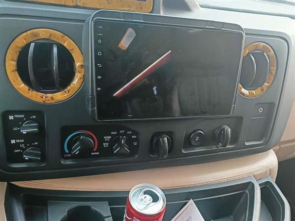 福特E350 2011款 5.4L 铂金限量版