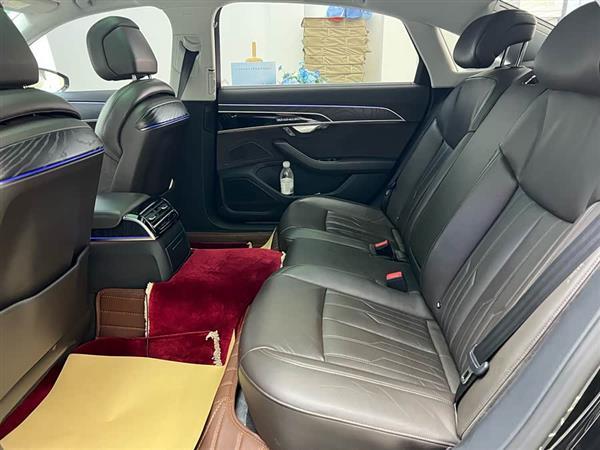 奥迪A8 2019款 A8L 50 TFSI quattro 舒适型