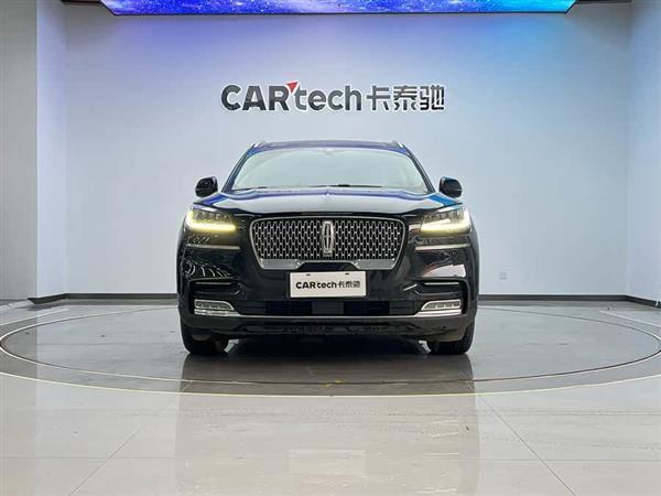 飞行家 2023款 3.0T V6 四驱尊享巡航版 六座