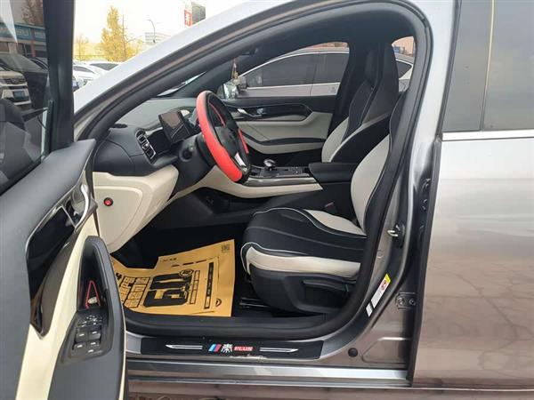 秦PLUS 2023款 冠军版 DM-i 120KM领先型