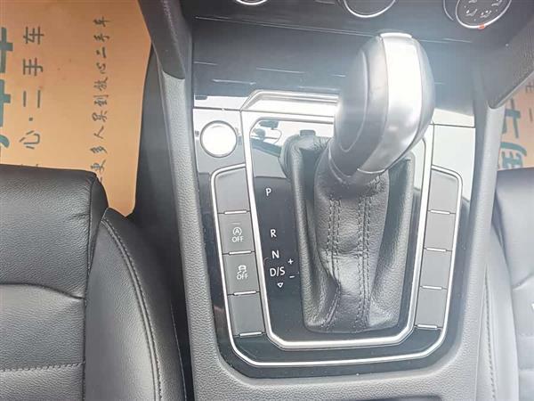 迈腾 2017款 330TSI DSG 领先型