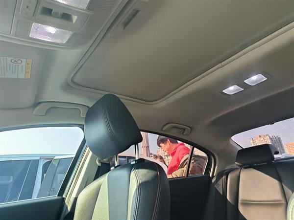 阿特兹 2015款 2.5L 蓝天尊崇版