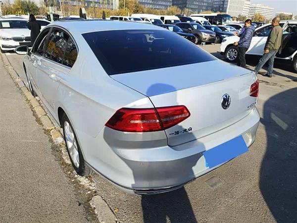 迈腾 2018款 改款 330TSI DSG 豪华型