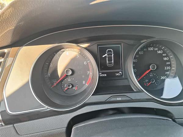 迈腾 2018款 改款 330TSI DSG 豪华型