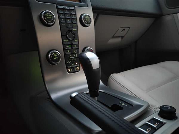 沃尔沃C70 2008款 2.5T T5
