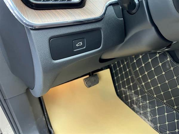沃尔沃XC60 2024款 B5 四驱智远豪华版