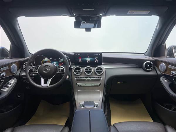 奔驰GLC 2021款 GLC 300 L 4MATIC 动感型