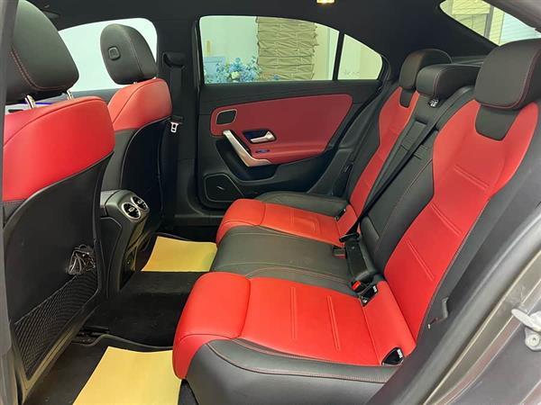 奔驰A级AMG 2020款 AMG A 35 L 4MATIC