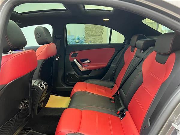 奔驰A级AMG 2020款 AMG A 35 L 4MATIC