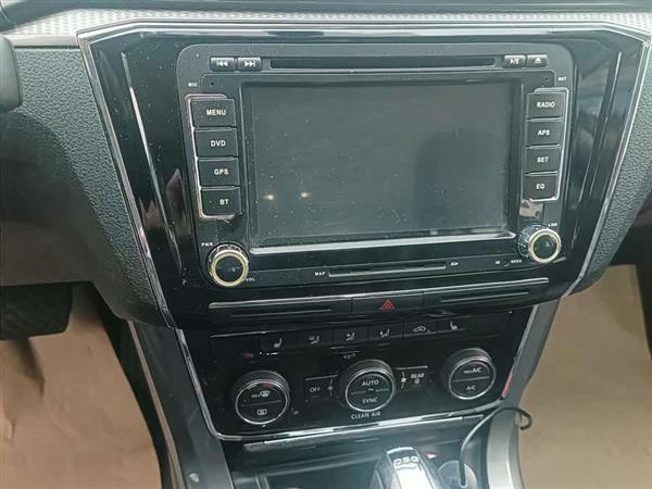 帕萨特 2016款 330TSI DSG尊荣版