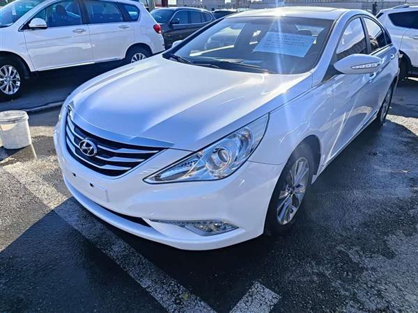 索纳塔 2014款 2.0L 自动豪华版