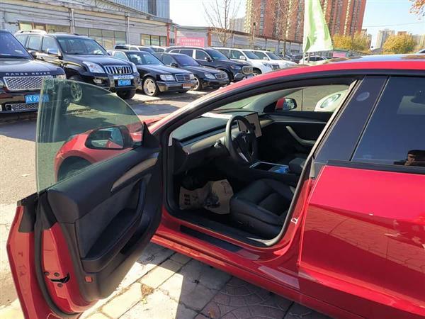 Model 3 2022款 后轮驱动版