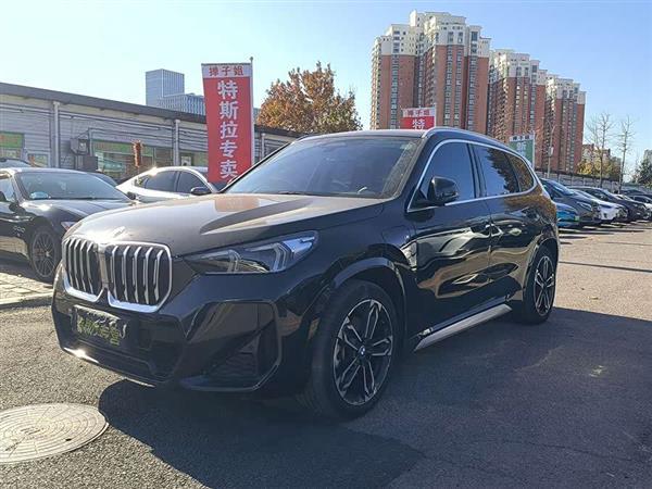 宝马iX1 2023款 xDrive30L M运动套装