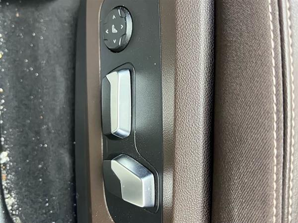 宝马X5 2023款 xDrive 30Li 尊享型M运动套装