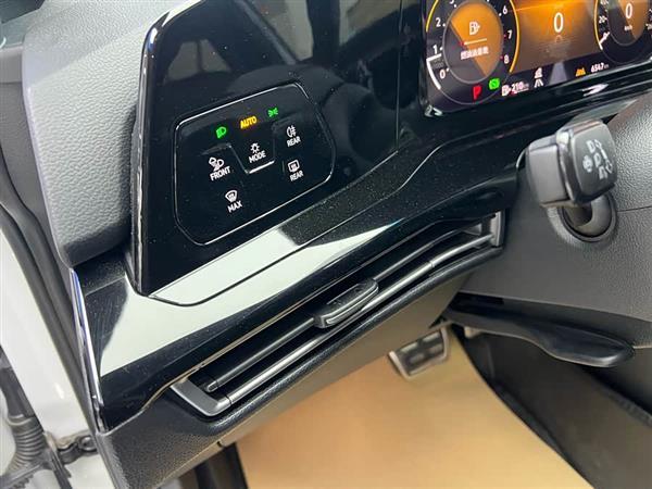 高尔夫 2024款 280TSI DSG R-Line 50年传奇版