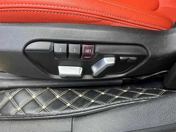宝马X2 2022款 sDrive25i M运动套装