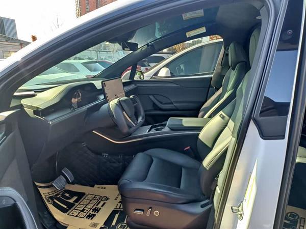 Model X 2023款 双电机全轮驱动版