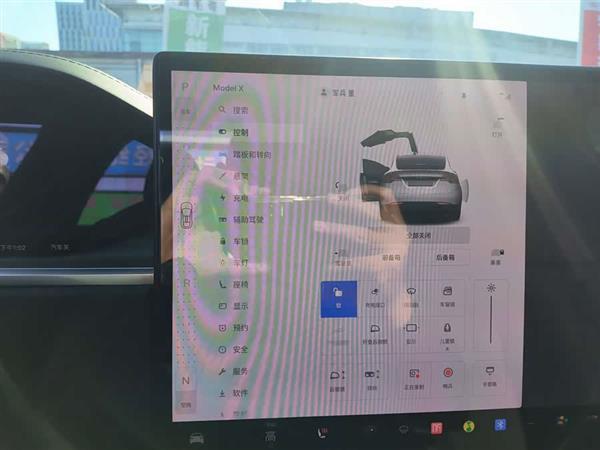 Model X 2023款 双电机全轮驱动版