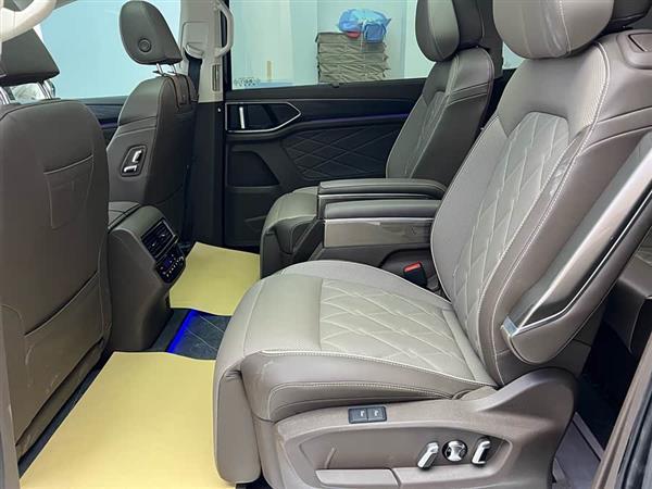 威然 2024款 380TSI 尊贵版