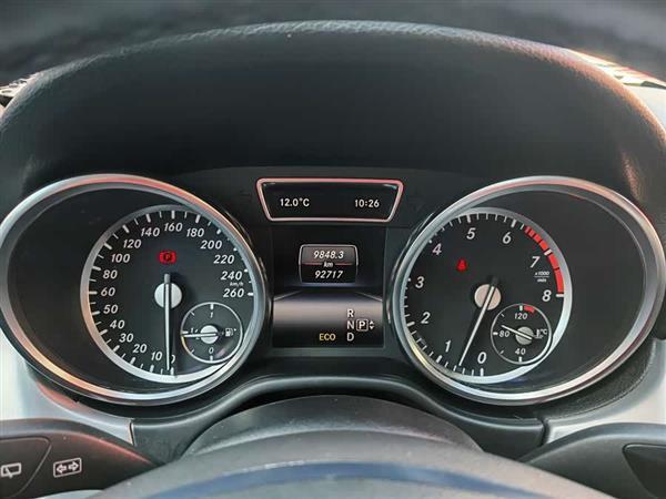 奔驰M级 2014款 ML 320 4MATIC