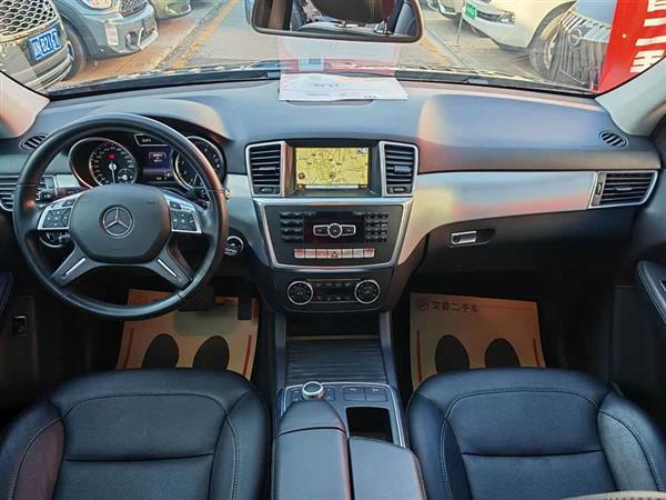 奔驰M级 2014款 ML 320 4MATIC