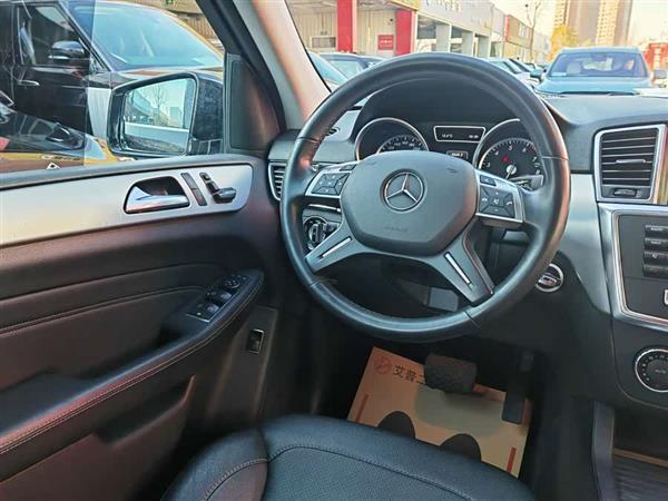 奔驰M级 2014款 ML 320 4MATIC