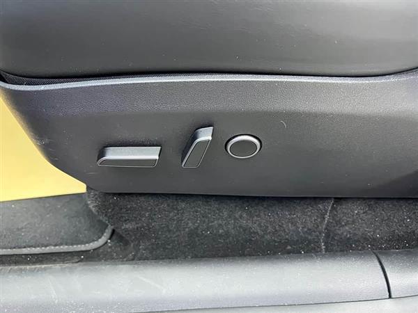 Model Y 2024款 长续航全轮驱动版