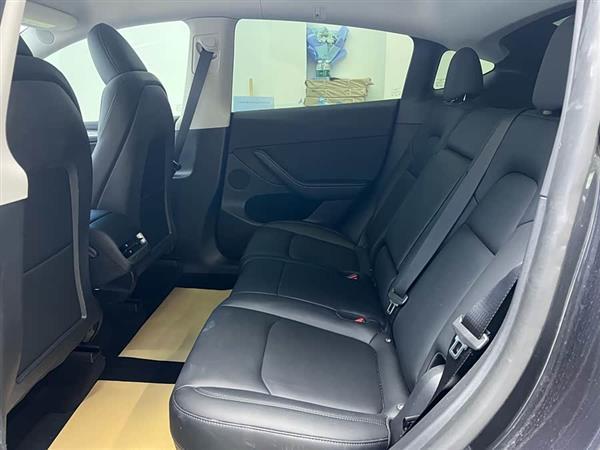 Model Y 2024款 长续航全轮驱动版