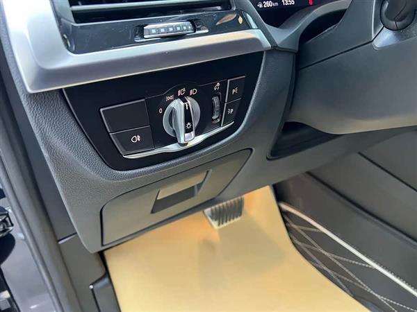 宝马X3 2021款 改款 xDrive30i 领先型 M运动套装