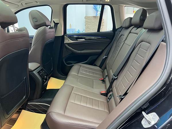 宝马X3 2021款 改款 xDrive30i 领先型 M运动套装