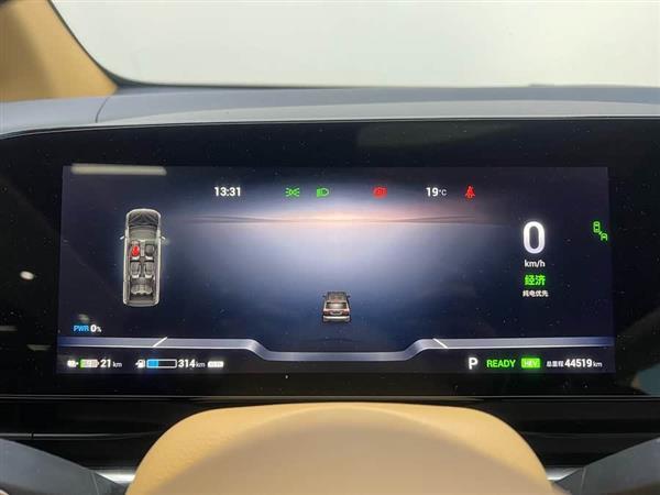 岚图梦想家 2024款 PHEV 超长续航尊贵版