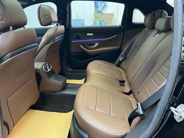 奔驰E级 2021款 改款 E 260 L 运动型