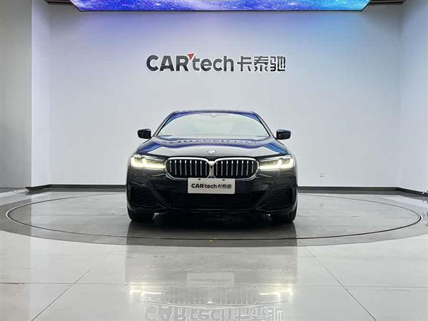 宝马5系(进口) 2022款 540i 风尚版 M运动套装