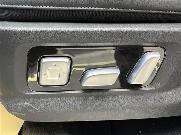 坦克500 2022款 3.0T 商务版 登峰型 7座