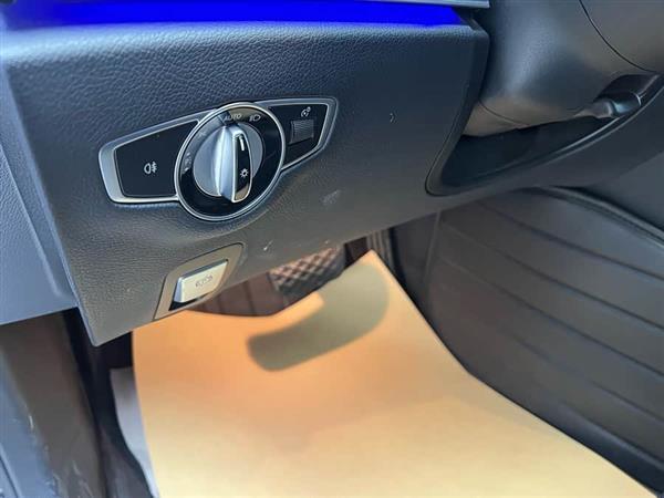 奔驰E级 2020款 E 260 L 运动型