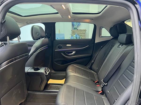 奔驰E级 2020款 E 260 L 运动型