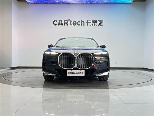 宝马7系 2023款 740Li 尊享型 M运动套装