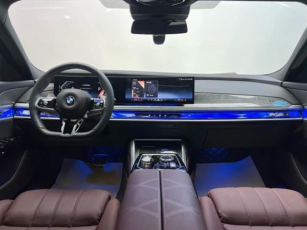 宝马7系 2023款 740Li 尊享型 M运动套装