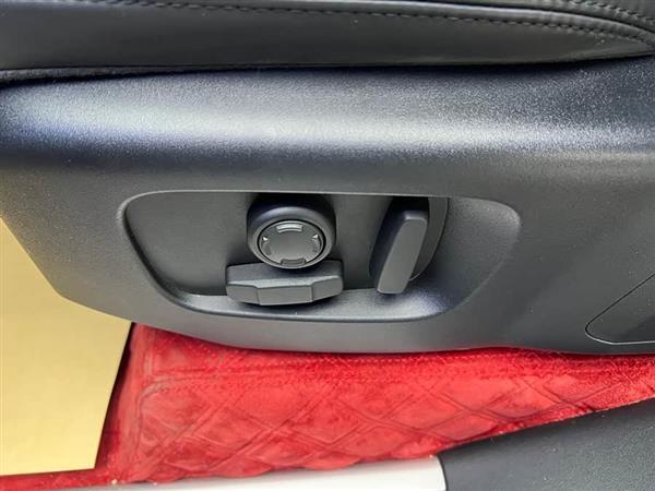 揽胜运动 2018款 3.0 SC V6 HSE DYNAMIC