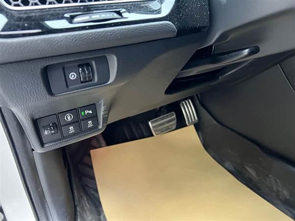 思域 2023款 HATCHBACK 240TURBO CVT极锐版