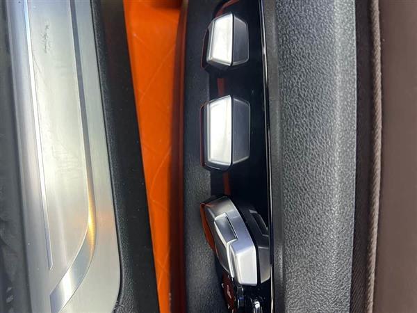宝马7系 2019款 740Li 领先型 M运动套装