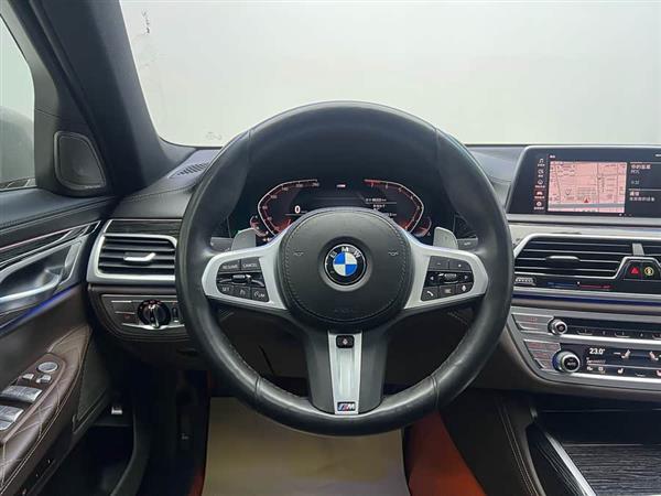 宝马7系 2019款 740Li 领先型 M运动套装