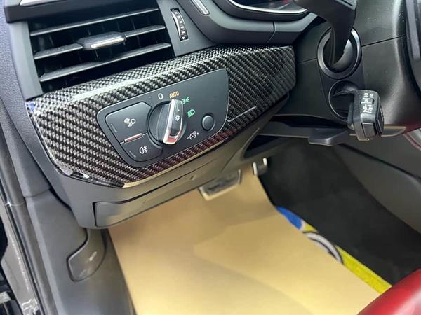 奥迪S4 2024款 S4 Avant 3.0TFSI